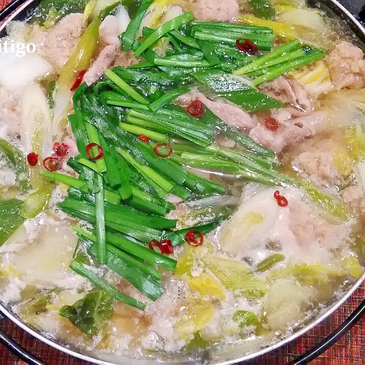 塩糀で☆　ジューシー団子の鶏塩鍋
